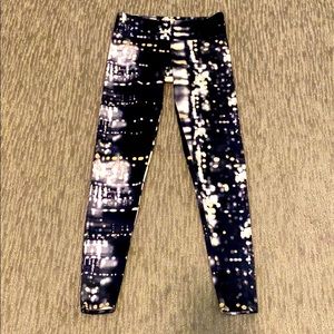 Onzie leggings size S/M